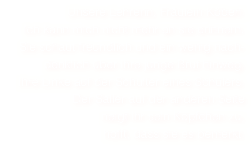 Unsere Lehrerin, Fräulein Köberl. 
Ich kann mich nicht mehr an sie erinnern. 
Sie schaut freundlich und ein wenig nach-
denklich über ihre junge Brut hinweg. 
Ihre Linke auf der Schulter eines Schülers.  
Der Saller auf der anderen Seite
neigt ihr sein Köpfchen zu, 
hofft, dass sie es bemerkt.